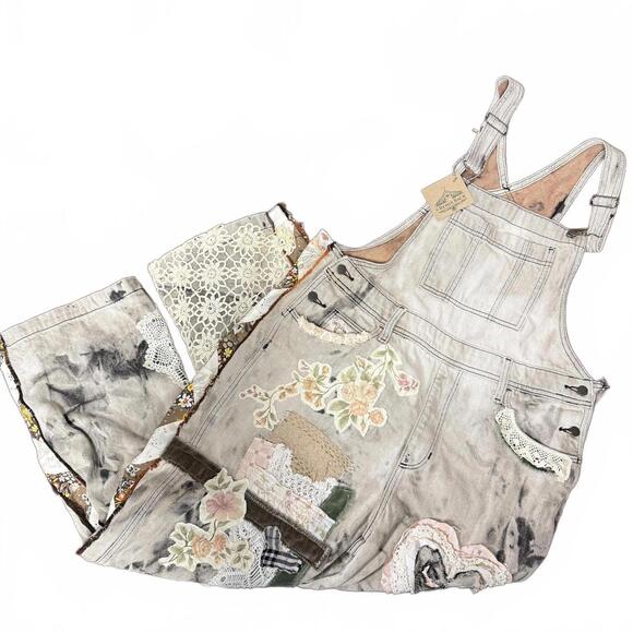 Handmade Up-cycled Magnolia Pearl inspired quilted Miner Overalls NWT - Picture 4 of 16